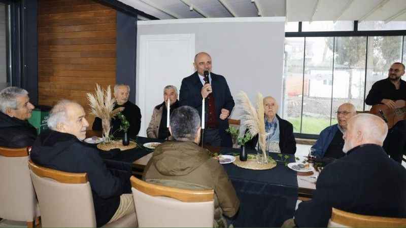 Körfez’in 75’lik çınarlarına sürpriz doğum günü