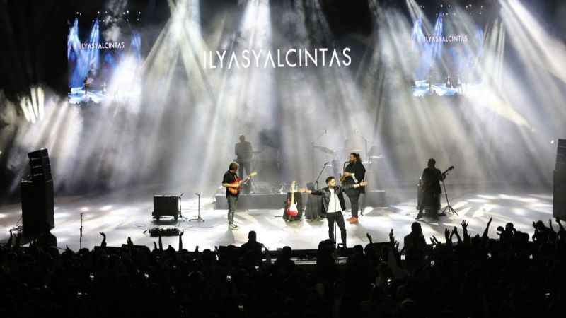 Küçükçekmece'de 3. Gençlik Festivali coşturdu