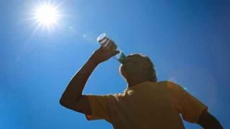 Sıcaklara dikkat ! Bazı hastalıklara sahip kişiler daha fazla risk altında 