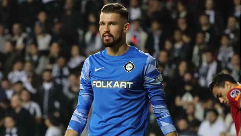 Göztepe, Mateusz Lis’e imzayı attırıyor