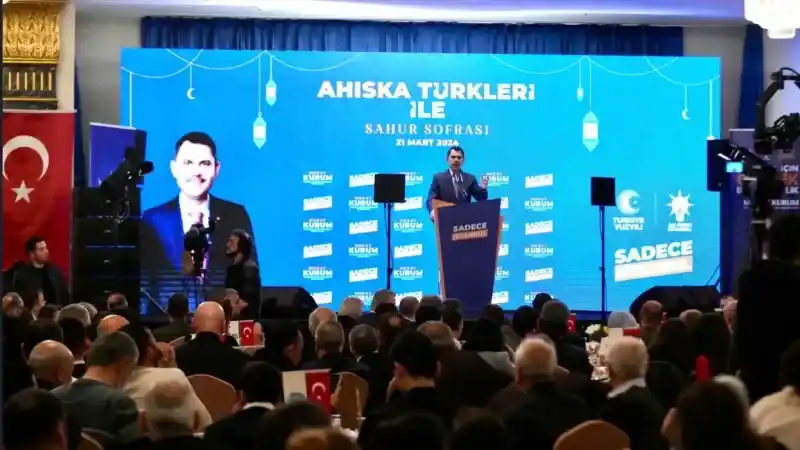 Murat Kurum Ahıska Türkleri sahur programına katıldı