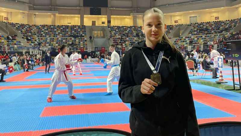 Nilüfer'in karatecilerinden üstün performans