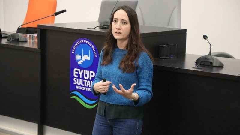 Eyüpsultan Belediyesi'nden personeline psikososyal destek eğitimi