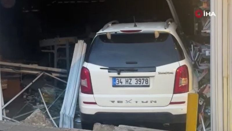 Park etmek isterken kendini dükkanın içinde buldu