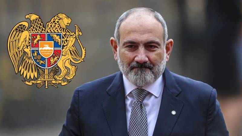 Paşinyan: Ağrı Dağı'nın bizim armada ne işi var?