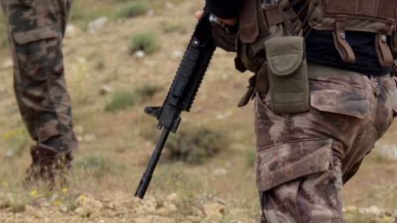 2 PKK terör örgütü mensubu teslim oldu