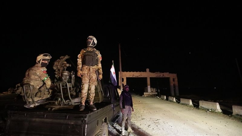 PKK/YPG’nin ‘karargahına’ operasyon: EYP’ler ele geçirildi 