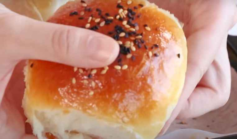 34 yıllık aşçı puf puf kabaran poğaçanın sırrını verdi! Poğaça asla sönmüyor