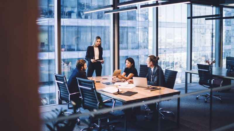 Plaza Türkçesinde en çok kullanılan ifadeler belli oldu