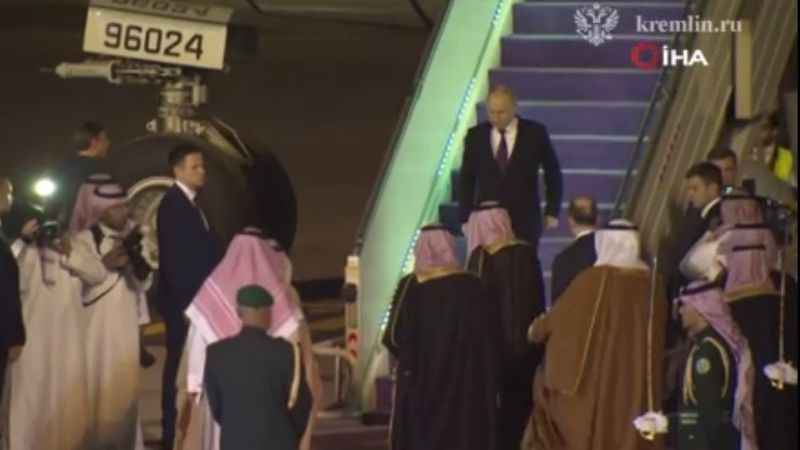 Rusya Devlet Başkanı Putin, Suudi Arabistan’da