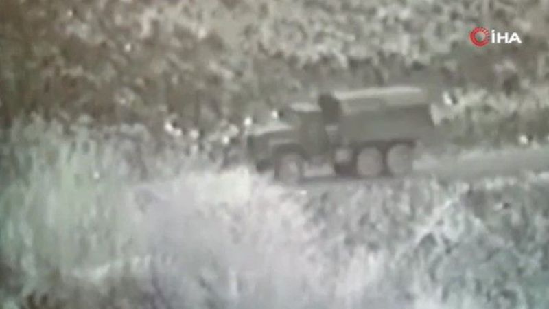 Rus barış gücü, Ermeni grupların Karabağ’a yasa dışı askeri sevkiyatına eşlik ediyor