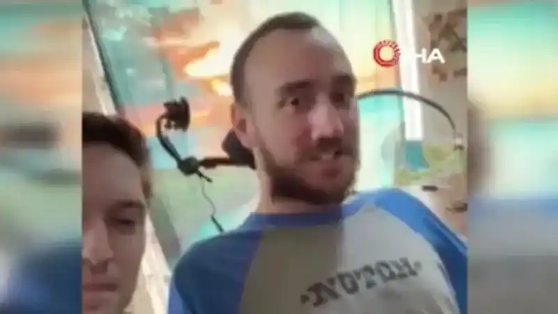 Beyin çipi takılan felçli hasta düşünce gücüyle satranç oynadı