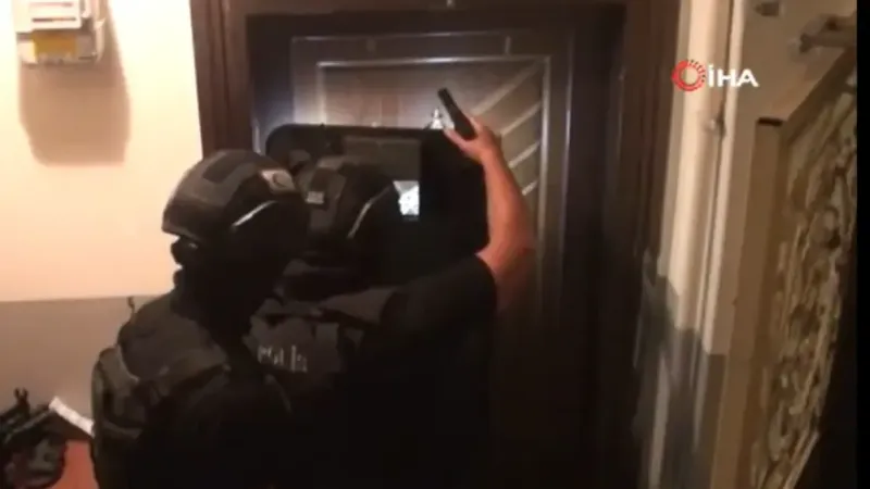 İstanbul'da "Gürz-15" operasyonu: 16 gözaltı