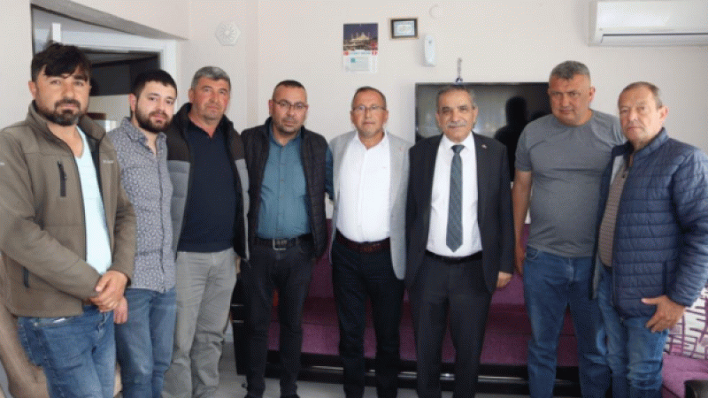 CHP’den istifa etti MHP'ye katıldı