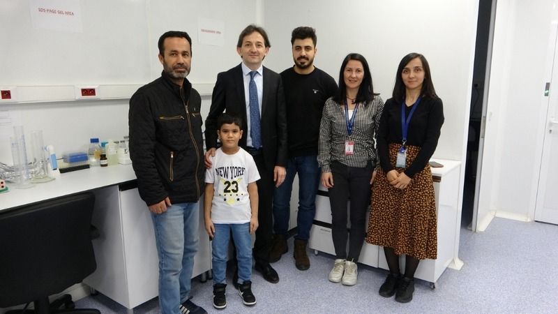 Tıp literatürüne kazandırdı, tedavisini de buldu