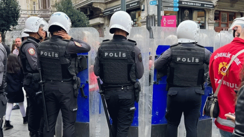 Taksim’deki izinsiz yürüyüşe 59 gözaltı