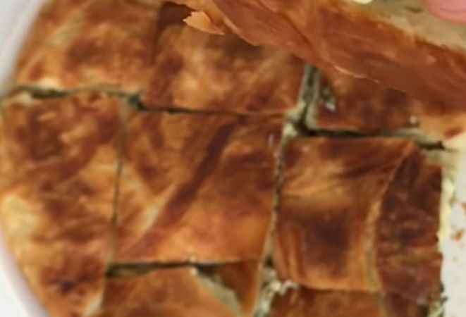 Tava böreğinin çok daha çıtır olmasını sağlayan tüyo! Asla sönmüyor... Tava böreğinin çok daha çıtır olmasını sağlayan tüyo! Asla sönmüyor...