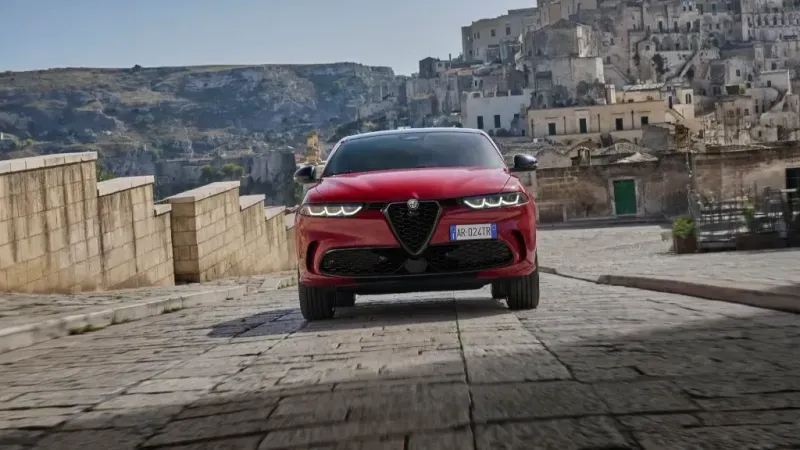 Alfa Romeo Tonale Tributo Italiano özel serisi Türkiye’de satışa sunuldu