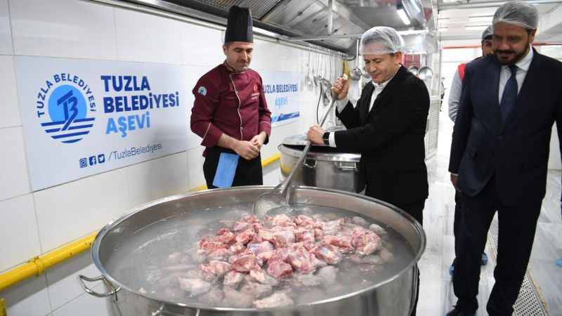Tuzla Belediyesi Aşevi, günde 5 bin kişiye ulaşıyor