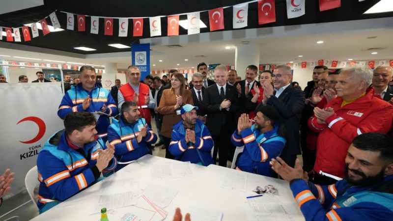 Üsküdar'da 100. yılın ilk kan bağışı etkinliği düzenlendi