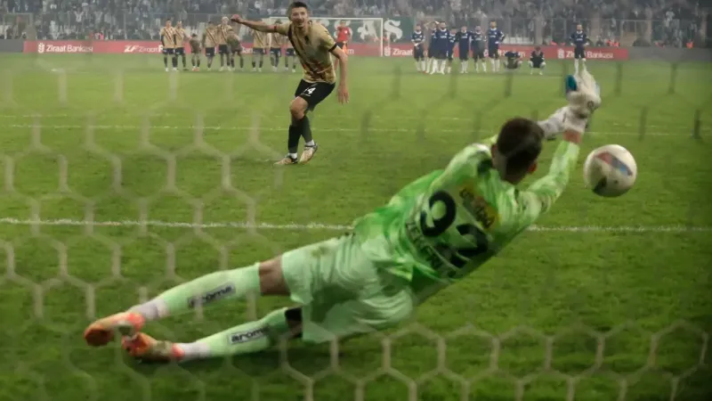 Vanspor Bursaspor’u penaltılarla eledi