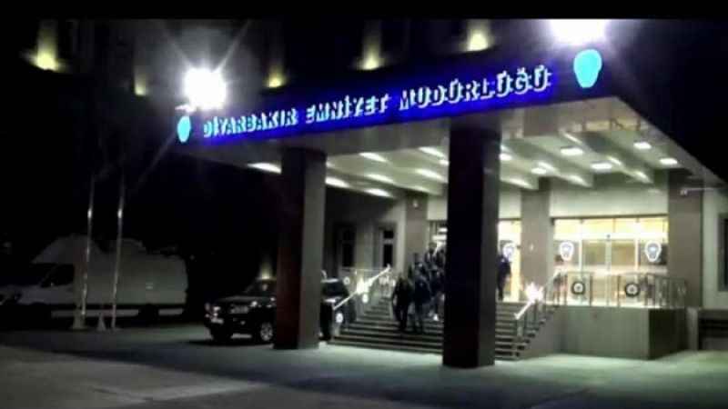 Vatandaşların bilgilerini dolandırıcılara satan 20 Hacker yakalandı! 