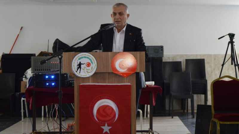 "Seccadesini serip şükür namazı kılanların safında olalım"