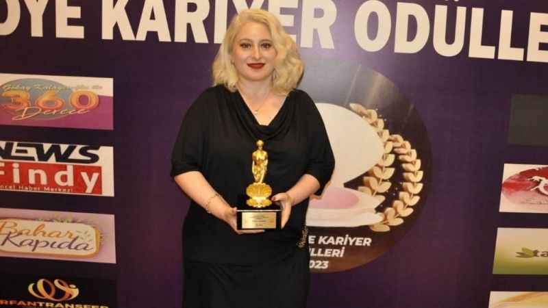 İstiridye Kariyer Ödülleri muhteşem gece ile sahiplerini buldu 