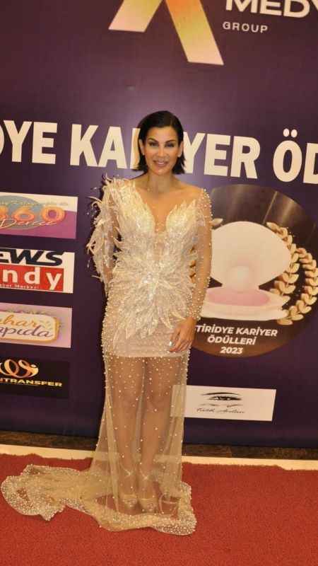 İstiridye Kariyer Ödülleri muhteşem gece ile sahiplerini buldu 