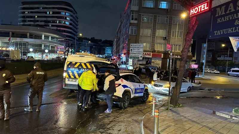 Güngören'de trafik kazası: Maddi hasar oluştu