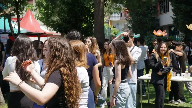 Genç Girişimciler Üsküdar’da Buluştu