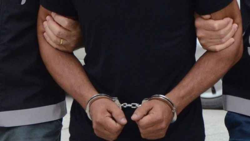 Cezaevindeki teröristlere para aktaran kişi yakalandı