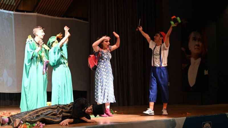 Çocuklara tiyatro ile çevre bilinci aşılanıyor