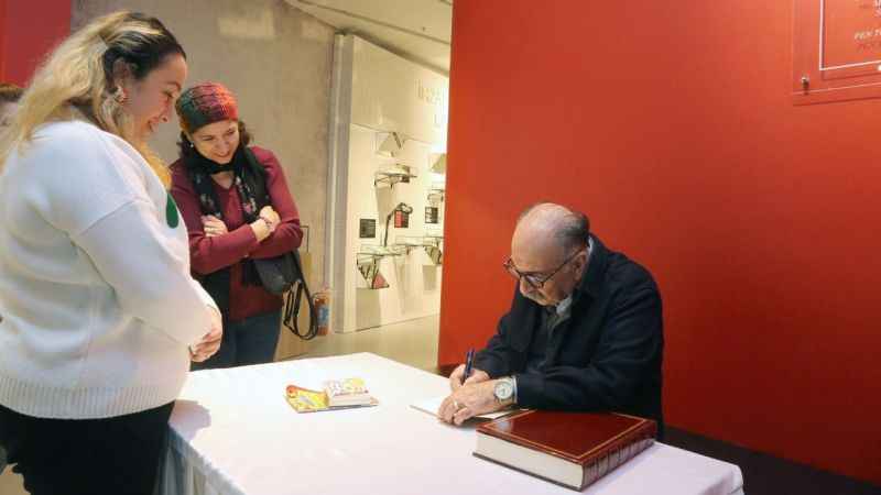 Yalvaç Ural'dan genç yazar adaylarına tavsiyeler