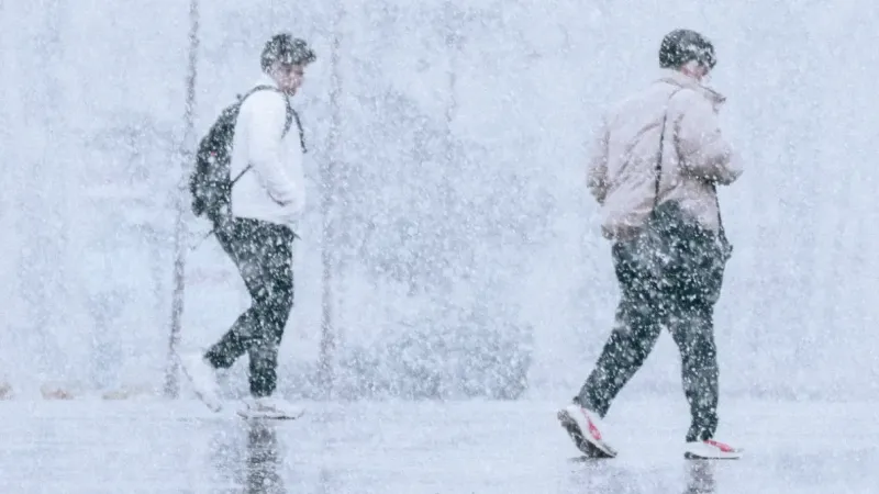 İstanbul Valiliği’nden kar tatili açıklaması: 7 ilçede eğitime ara verildi