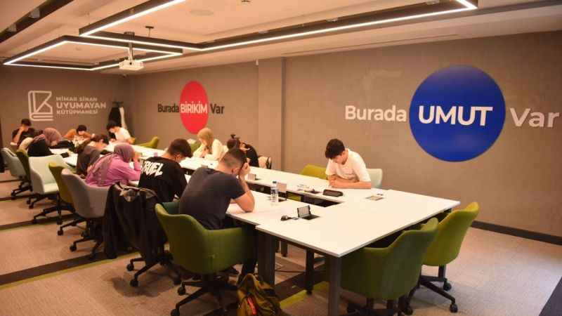 Belediyeden gençlere ücretsiz deneme sınavı desteği