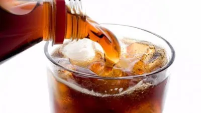 Şekerli içecekler Ramazanda erken acıkmaya neden oluyor