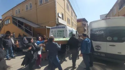 Üzerine demir kapı düşen Mustafa Eren Bayram hayatını kaybetti