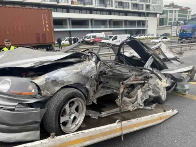 Beylikdüzü’nde feci kazada Ediz Çelik ve Mehmet Can Gezer hayatını kaybetti