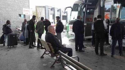 Afetzedeler memleketlerine dönüyor