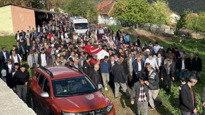 Hatay’da hayatını kaybeden polis memuru Şenol Esen Simav’da toprağa verildi