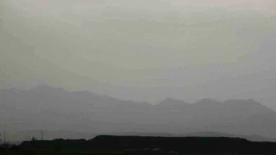 Yüksekova gündüz saatlerinde geceyi yaşadı