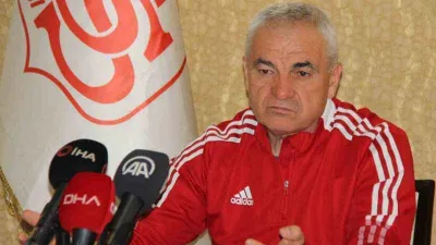 Rıza Çalımbay: Hiçbir takımı yarı yolda bırakıp gitmem