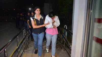 Siber polisinden dört şehirde “Sazan Sarmalı” operasyonu:10 gözaltı