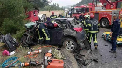 Denizli'deki kazada Hasan Çetinkaya, Ümmü Çetinkaya, İdil Çetinkaya, Ece İkra Çetinkaya hayatını kaybetti