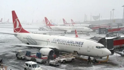 Havalimanlarında kar tedbirleri