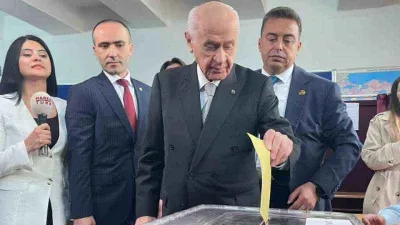 MHP Genel Başkanı Bahçeli oyunu Ankara’da kullandı