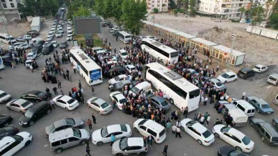 Deprem bölgesinden ilk hac kafilesi uğurlandı