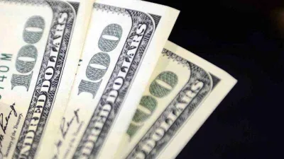 Döviz fiyatları güne yükselişle başladı