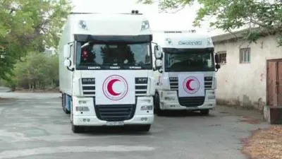 Azerbaycan'dan Karabağ'da yaşayan Ermenilere 40 tonluk insani yardım